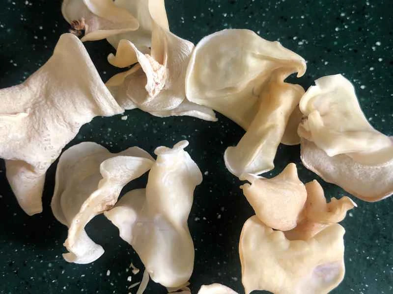 How to make pure milk hand-torn toast: Step 1