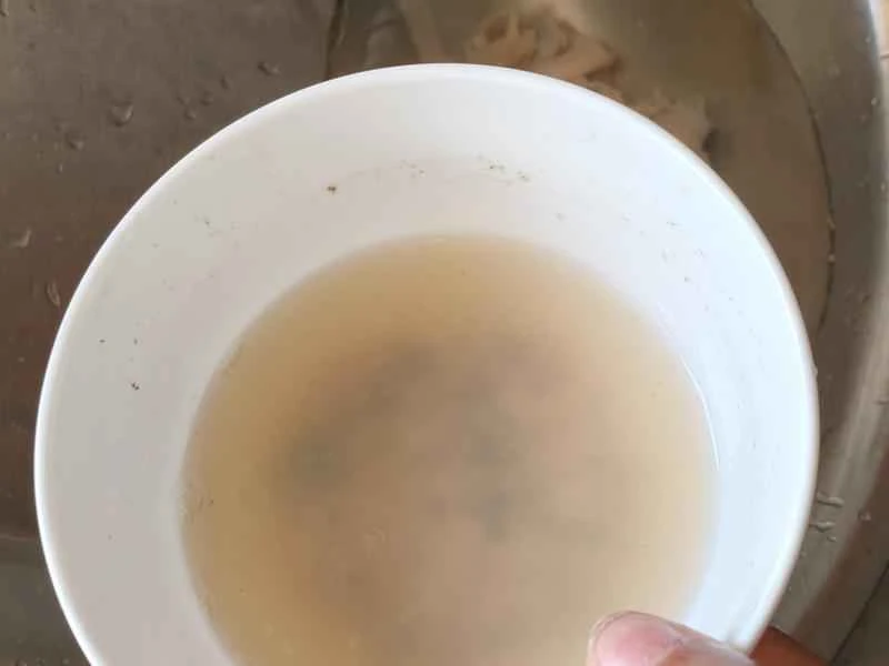 How to make pure milk hand-torn toast: Step 1