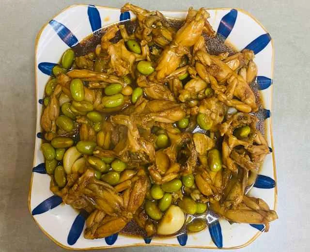 Braised Frog Legs with Edamame Recipe