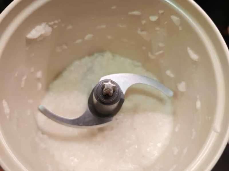 How to make pure milk hand-torn toast: Step 1