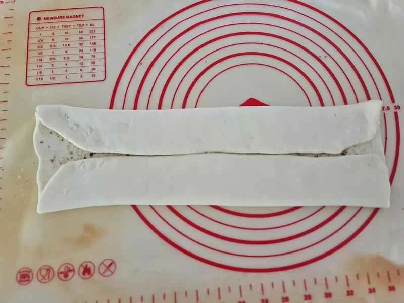 How to make pure milk hand-torn toast: Step 1