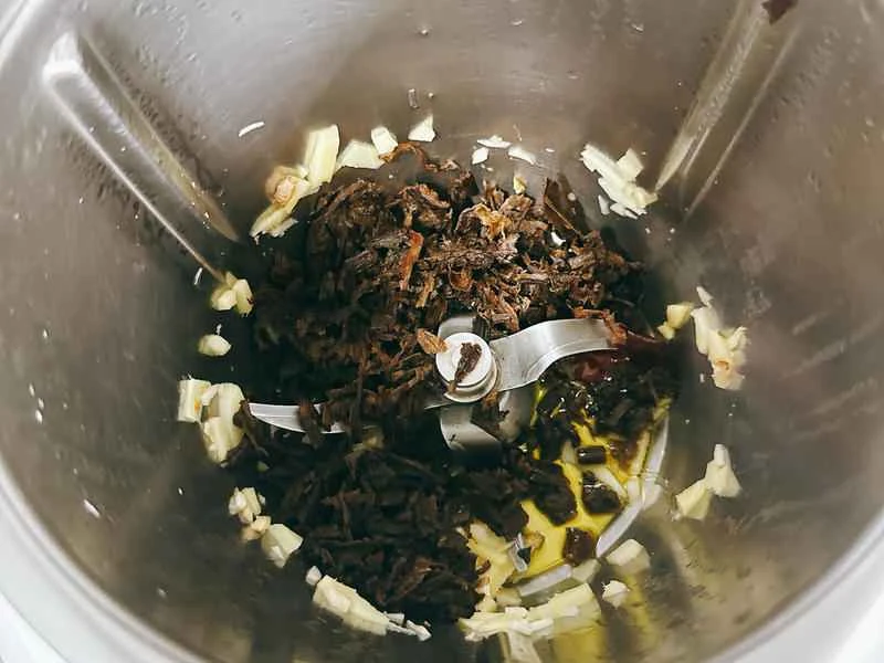 How to make pure milk hand-torn toast: Step 1