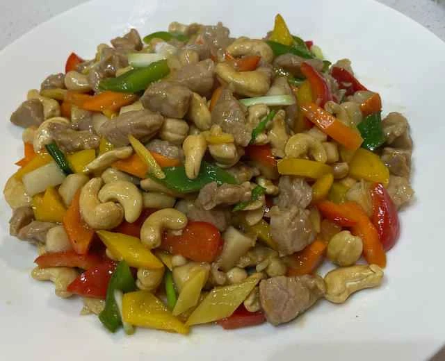Cashew Stir-fried Mixed Vegetable Diced Meat Recipe