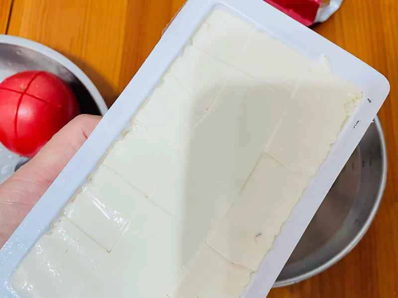 How to make pure milk hand-torn toast: Step 1