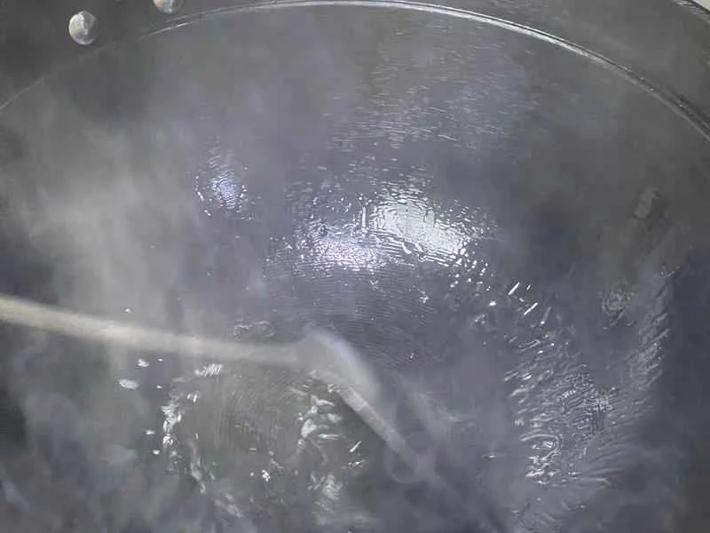 How to make pure milk hand-torn toast: Step 1