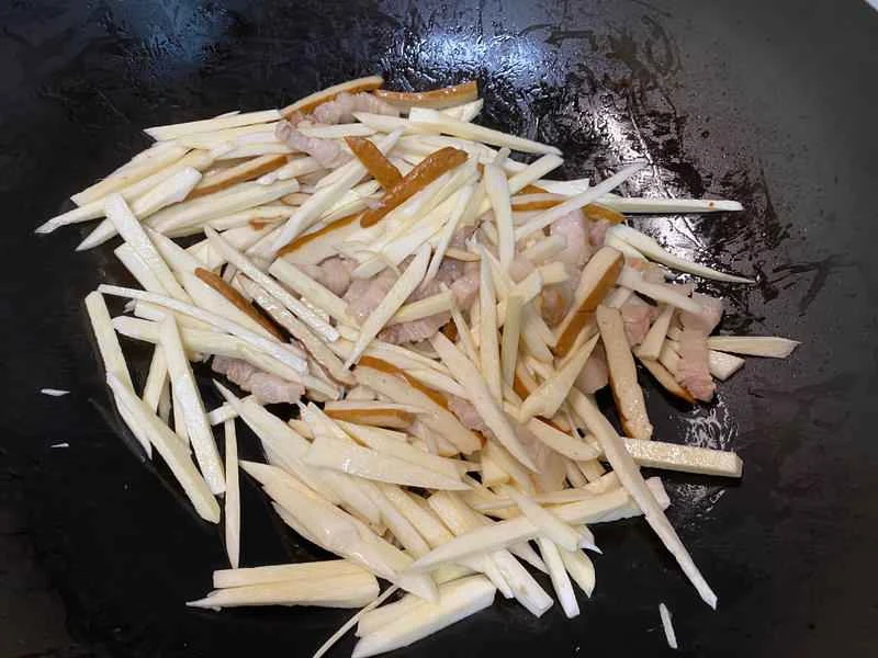 How to make pure milk hand-torn toast: Step 1