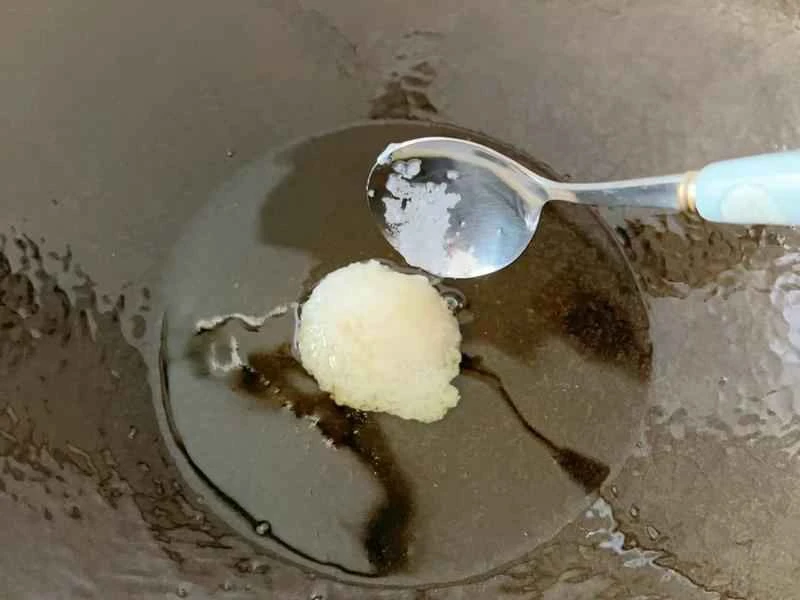 How to make pure milk hand-torn toast: Step 1