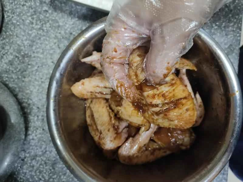 How to make pure milk hand-torn toast: Step 1