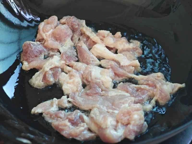 How to make pure milk hand-torn toast: Step 1