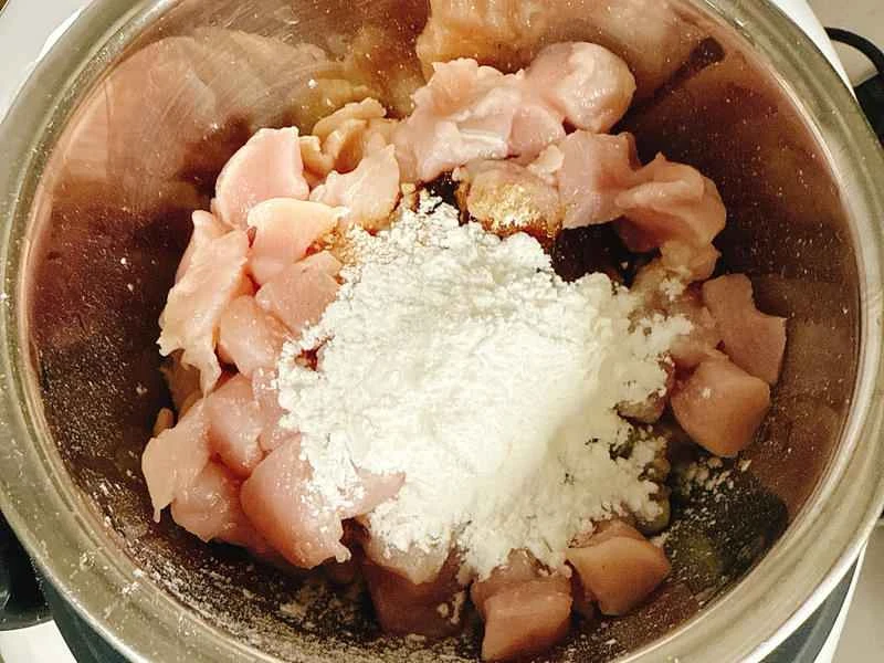 How to make pure milk hand-torn toast: Step 1