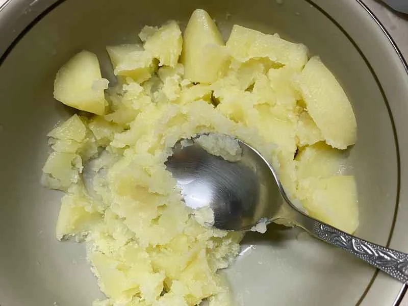 How to make pure milk hand-torn toast: Step 1