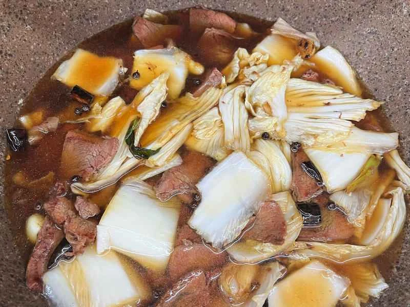 How to make pure milk hand-torn toast: Step 1