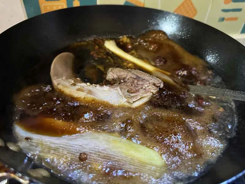 How to make pure milk hand-torn toast: Step 1