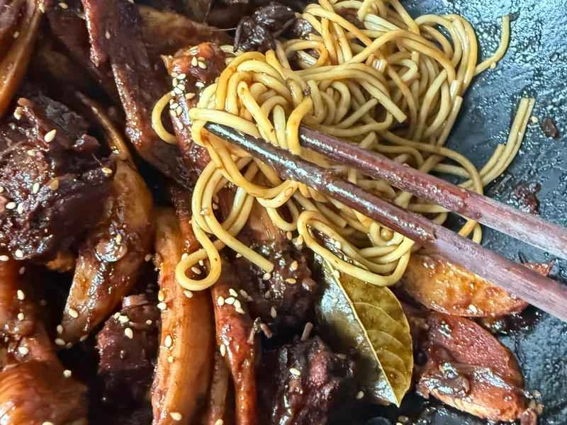 How to make pure milk hand-torn toast: Step 1