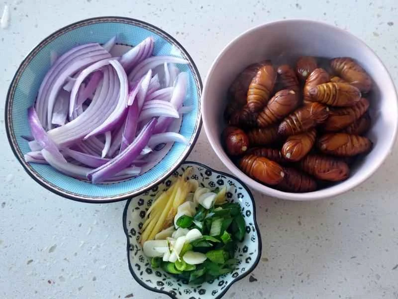 How to make pure milk hand-torn toast: Step 1