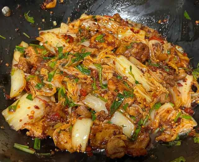 Stir-fried baby bok choy with pickled chili peppers (with pork belly)