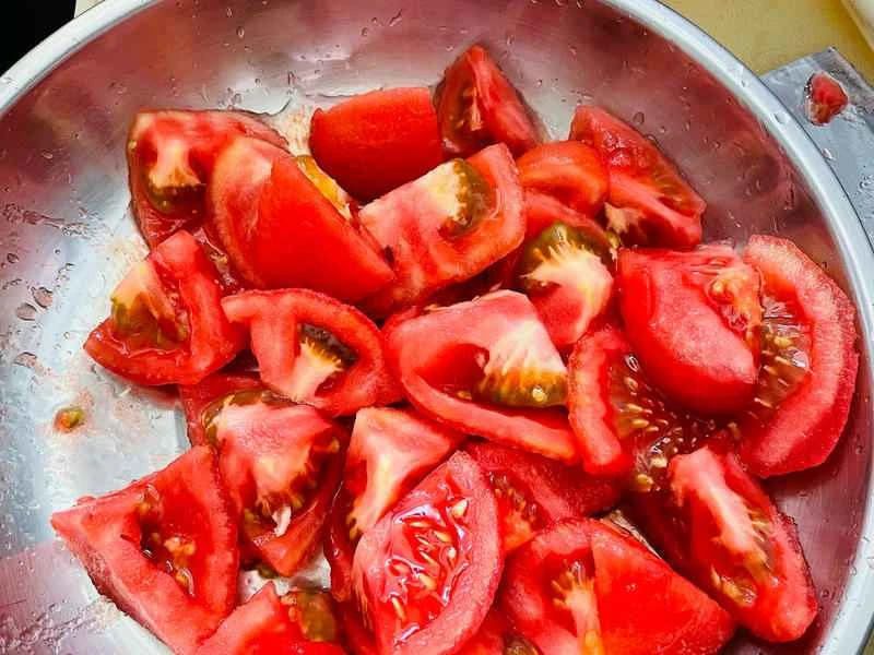 How to make pure milk hand-torn toast: Step 1