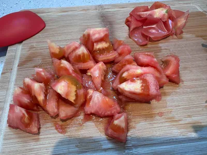 How to make pure milk hand-torn toast: Step 1
