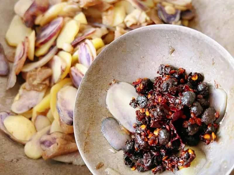 How to make pure milk hand-torn toast: Step 1