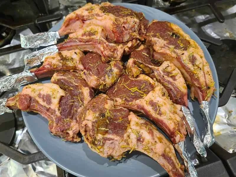 How to make pure milk hand-torn toast: Step 1