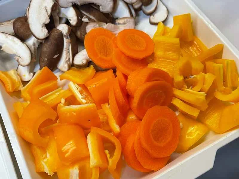 How to make pure milk hand-torn toast: Step 1