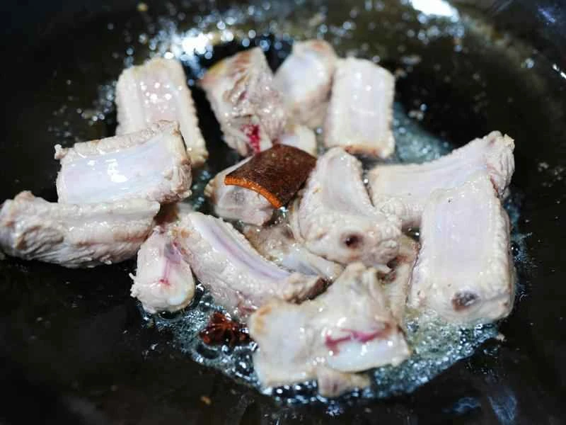 How to make pure milk hand-torn toast: Step 1