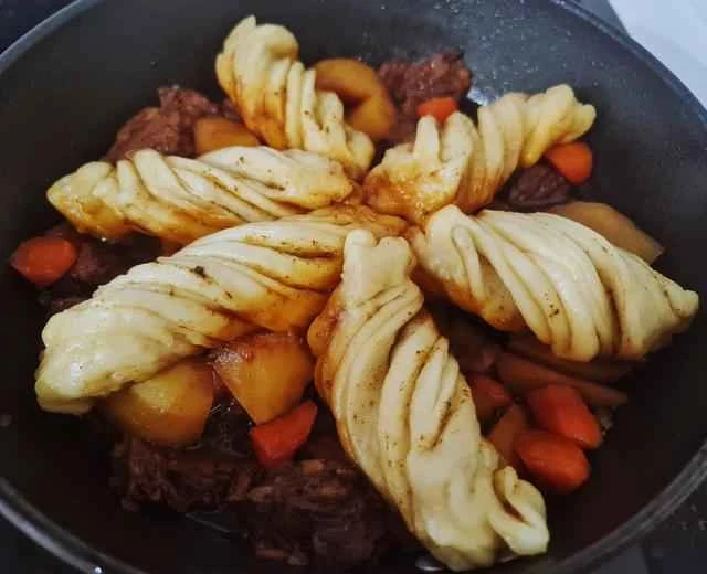 Braised Beef Brisket with Steamed Buns Recipe