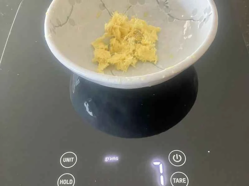 How to make pure milk hand-torn toast: Step 1