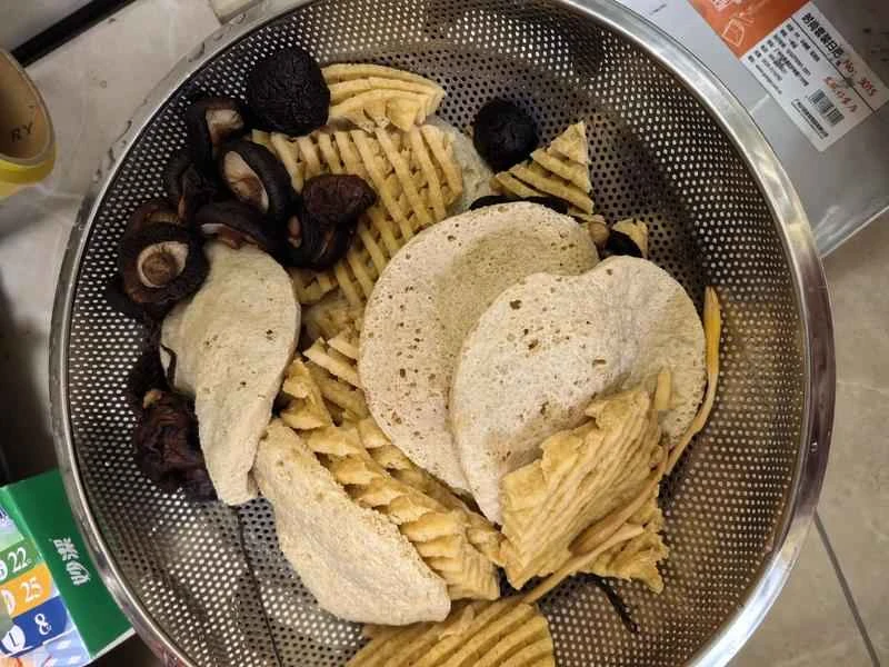 How to make pure milk hand-torn toast: Step 1