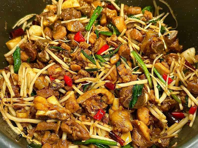 How to make pure milk hand-torn toast: Step 1