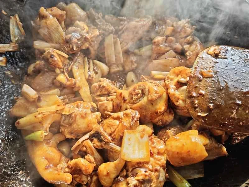 How to make pure milk hand-torn toast: Step 1